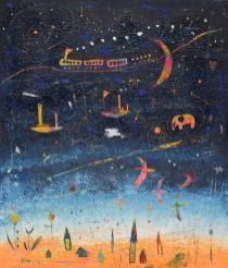 夜空に三日月や星が描かれて、線路のような線の上を列車が走っており、下に花や家のようなものが描かれ取りが飛んでいる様子が描かれている絵画の作品