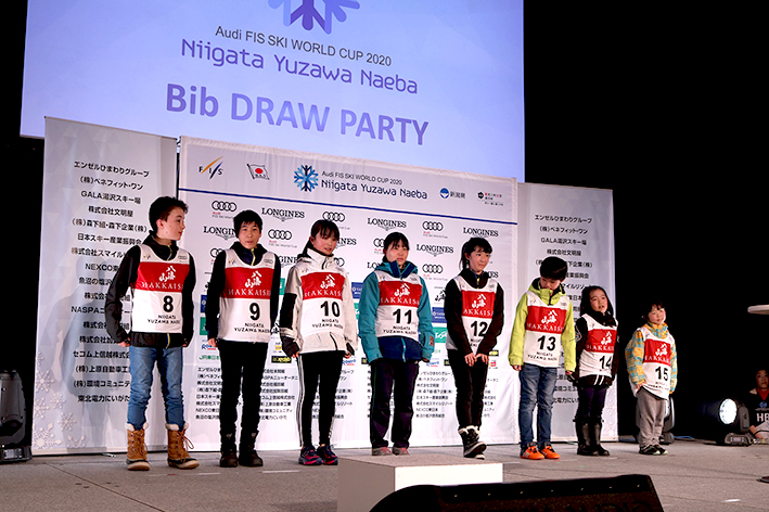 ビブドローイベントにて湯沢町ジュニアスキー育成会の子どもたち